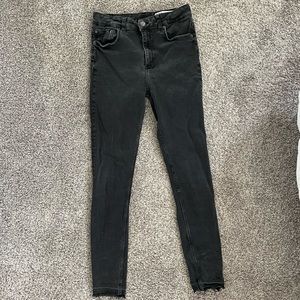 Zara Skinny Jean (high-waist)
